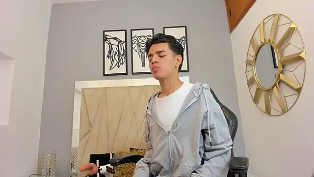 owen  johnson online show from October 13, 2025, 11:43 am