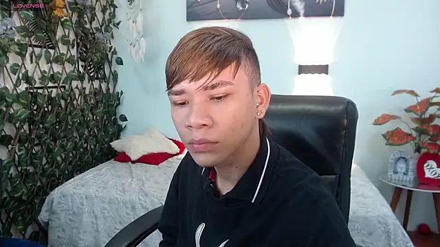 nathanclay online show from September 11, 2025, 12:38 pm