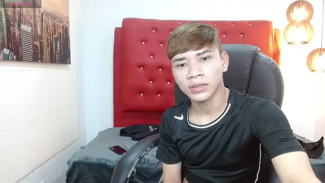 nathanclay online show from October 25, 2025, 4:09 am