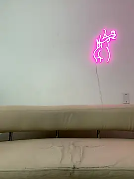 Snapshot of mia_everly chatting on October 4, 2025, 12:41 am mia everly online show from October 4, 2025, 12:41 am