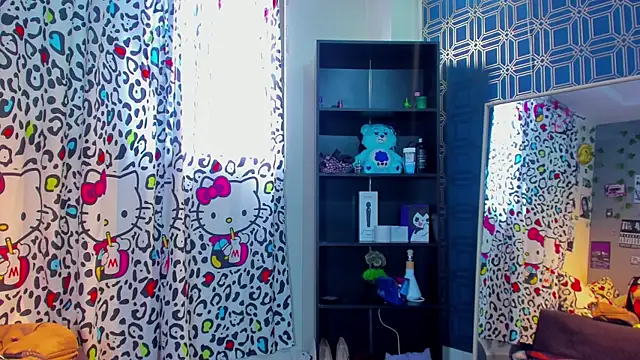 thania 777 online show from October 31, 2025, 5:25 pm