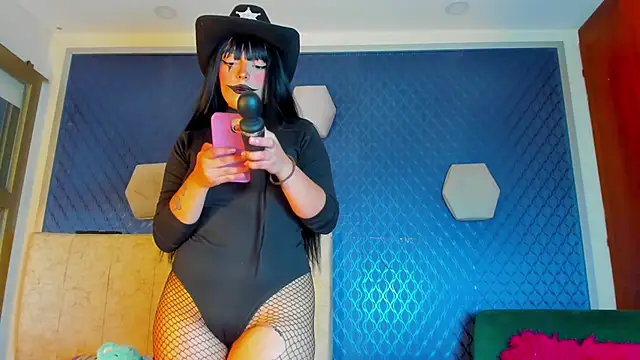 thania 777 online show from November 3, 2025, 9:48 pm