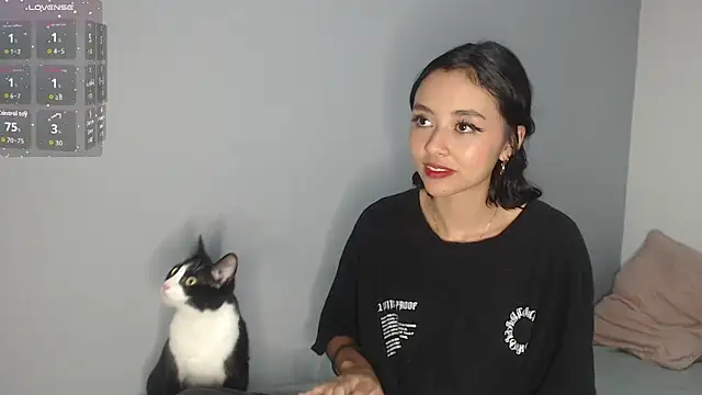 Snapshot of brisazanes chatting on November 27, 2025, 6:37 am brisazanes online show from November 27, 2025, 6:37 am