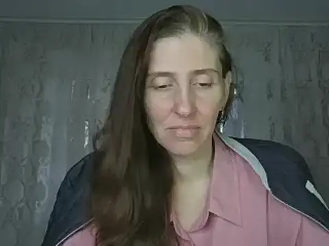 CandiCole online show from October 16, 2025, 5:19 am