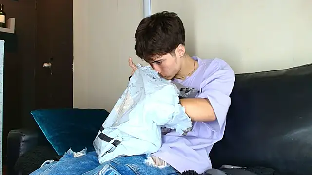  DantFox  online show from October 7, 2025, 8:06 pm