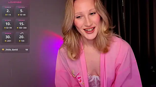 BiancaHelo online show from November 27, 2025, 9:39 pm