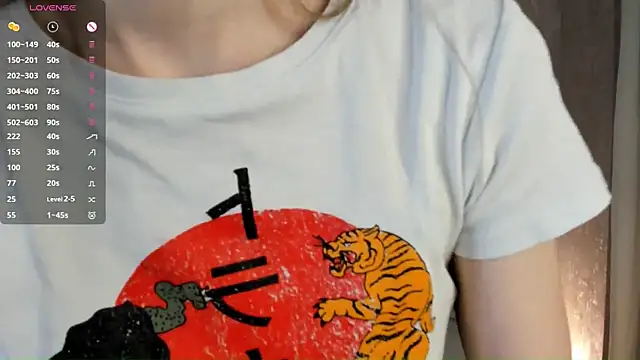 BeatrixHiett online show from October 12, 2025, 3:38 am