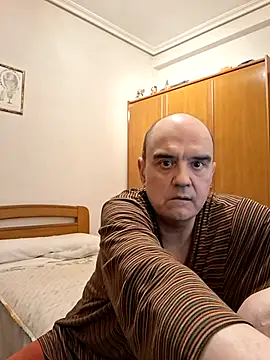 geli45 online show from April 18, 2026, 10:10 pm