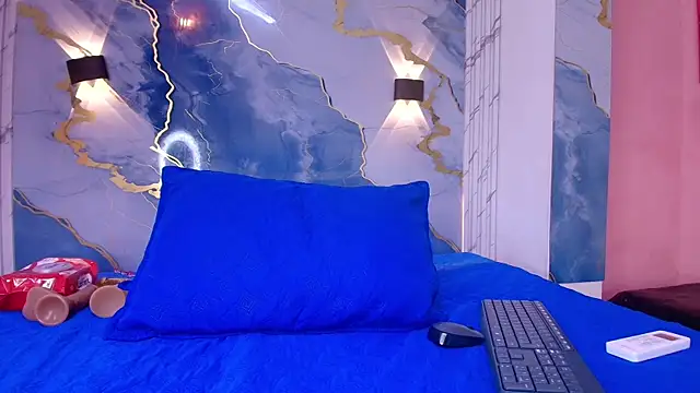 Anne miller05 online show from October 23, 2025, 7:23 pm