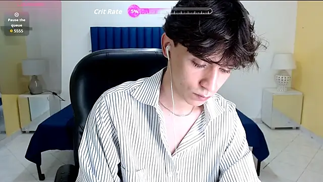 RoberthAlv online show from February 13, 2026, 1:51 pm