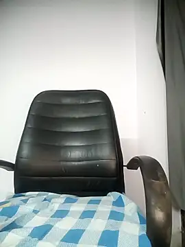 hotty-nisha online show from October 11, 2025, 12:15 pm