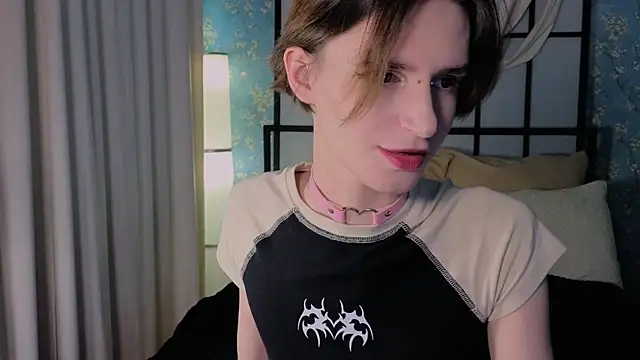 Snapshot of madi_snow chatting on October 30, 2025, 1:01 pm madi snow online show from October 30, 2025, 1:01 pm