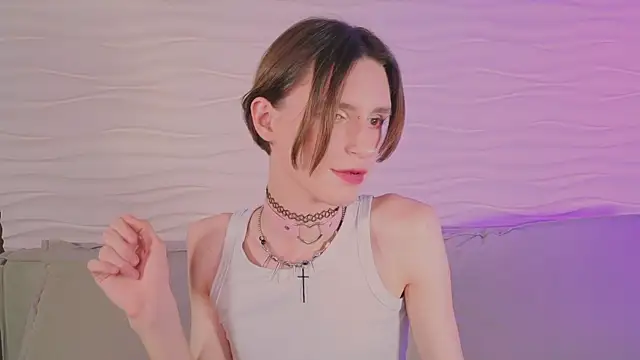 Snapshot of madi_snow chatting on November 12, 2025, 5:19 am madi snow online show from November 12, 2025, 5:19 am