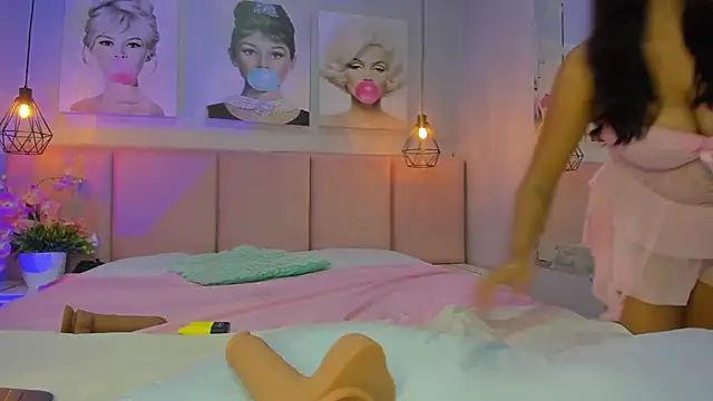 Snapshot of Lhea_Foxx chatting on October 25, 2025, 3:36 am Lhea Foxx online show from October 25, 2025, 3:36 am