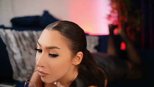  ChloeLee  online show from December 2, 2025, 7:25 am