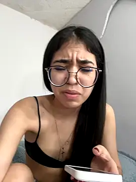  Alix 7 online show from October 1, 2025, 1:00 am