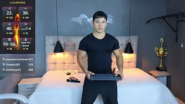 Snapshot of Horny_nick18 chatting on October 1, 2025, 11:27 am Horny nick18 online show from October 1, 2025, 11:27 am