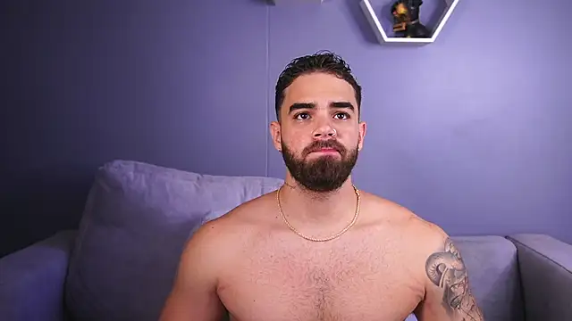 Paul Phoenix online show from December 3, 2025, 8:18 pm