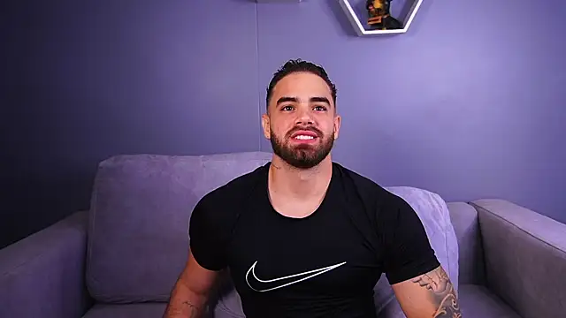 Paul Phoenix online show from December 15, 2025, 8:24 pm