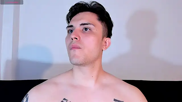 jasonxd9898 online show from November 11, 2025, 1:27 am