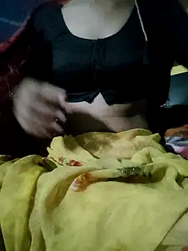 Snapshot of Kranti02x chatting on October 25, 2025, 9:53 pm Kranti02x online show from October 25, 2025, 9:53 pm