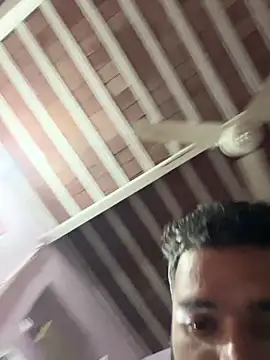 Snapshot of amitsharma7868 chatting on October 24, 2025, 10:44 am amitsharma7868 online show from October 24, 2025, 10:44 am