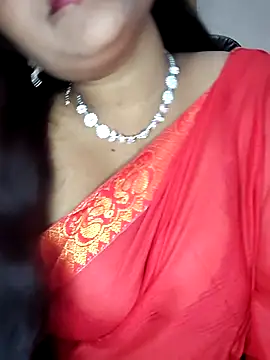 Snapshot of monika_555 chatting on November 6, 2025, 2:07 pm monika 555 online show from November 6, 2025, 2:07 pm