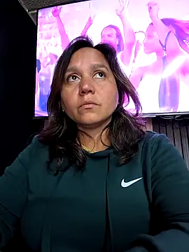 Snapshot of haashkyo chatting on November 9, 2025, 8:51 pm haashkyo online show from November 9, 2025, 8:51 pm