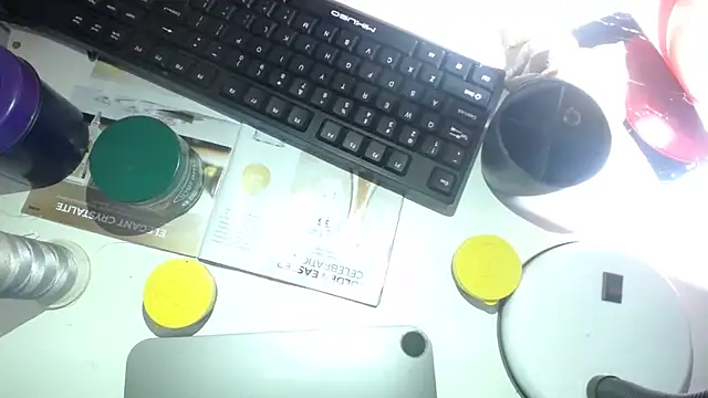 Snapshot of EbonyEssence chatting on October 31, 2025, 4:02 am EbonyEssence online show from October 31, 2025, 4:02 am