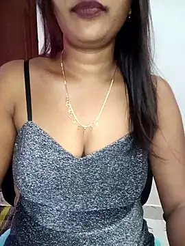 Tamil kavinila online show from April 7, 2026, 10:37 am