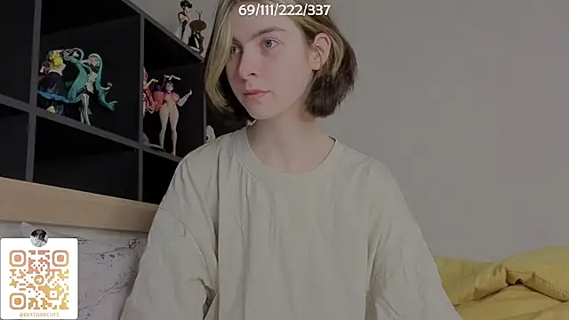 Snapshot of bertamimi chatting on September 30, 2025, 5:40 pm bertamimi online show from September 30, 2025, 5:40 pm