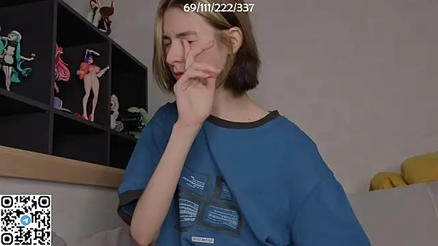 Snapshot of bertamimi chatting on October 9, 2025, 6:39 pm bertamimi online show from October 9, 2025, 6:39 pm