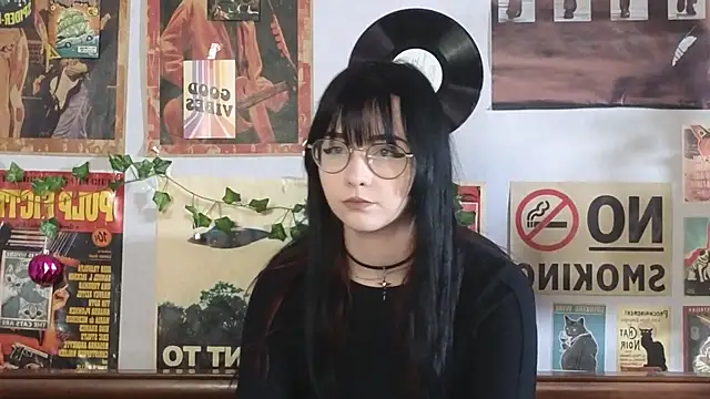 BereniceBattersby online show from October 28, 2025, 8:29 am