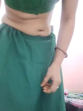 poojam93 online show from March 1, 2026, 2:57 am