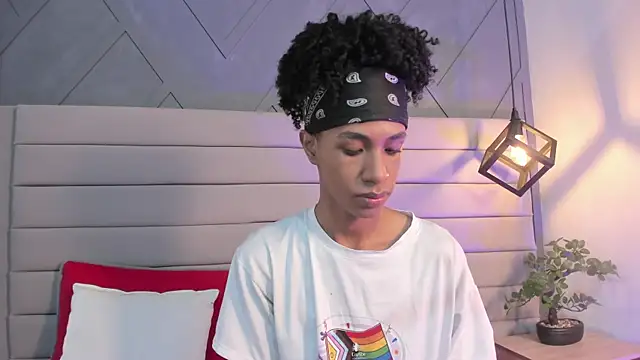 Johan gz  online show from November 7, 2025, 11:43 am