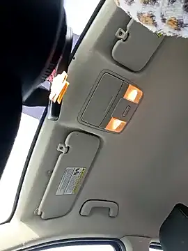 sarahkat86 online show from December 14, 2025, 2:11 pm