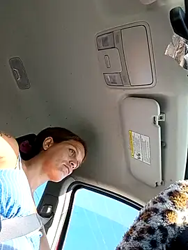 sarahkat86 online show from January 11, 2026, 4:34 pm