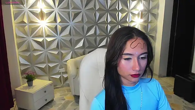hellen tease online show from May 25, 2026, 12:33 pm