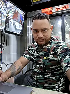 Catire10  online show from November 13, 2025, 2:49 pm