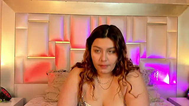 Snapshot of AdelaTaylor chatting on November 9, 2025, 1:53 pm AdelaTaylor online show from November 9, 2025, 1:53 pm