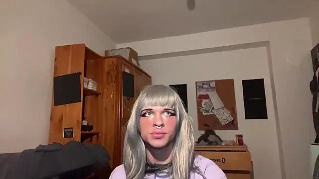 emilydee666 online show from September 30, 2025, 9:53 pm