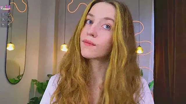 Summer Red Daze online show from October 3, 2025, 2:03 pm