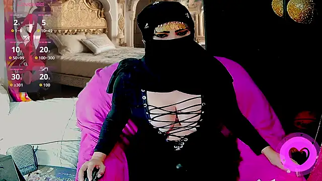 SultanaLayla online show from November 1, 2025, 8:33 pm