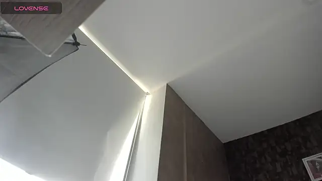 sweet  vanessa1 online show from July 13, 2026, 6:22 pm