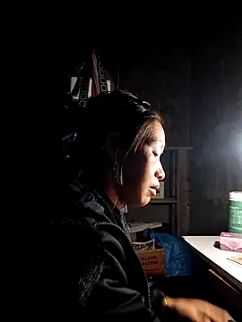 ngocngoc cute online show from December 14, 2025, 11:42 pm