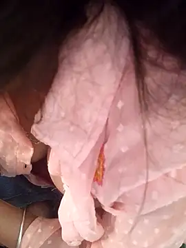 Snapshot of Neha_Tyagi chatting on October 9, 2025, 4:54 am Neha Tyagi online show from October 9, 2025, 4:54 am