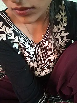 Snapshot of Neha_Tyagi chatting on November 1, 2025, 5:20 am Neha Tyagi online show from November 1, 2025, 5:20 am