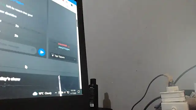 YummySyriaxoxo online show from November 7, 2025, 5:02 pm