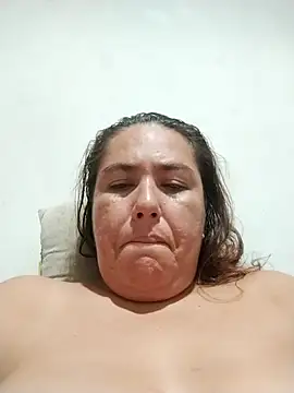 yyuly online show from October 23, 2025, 1:27 am