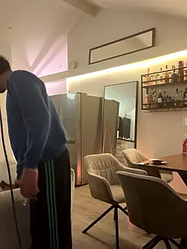 Snapshot of Gipsyboysteve chatting on October 21, 2025, 6:52 pm Gipsyboysteve online show from October 21, 2025, 6:52 pm